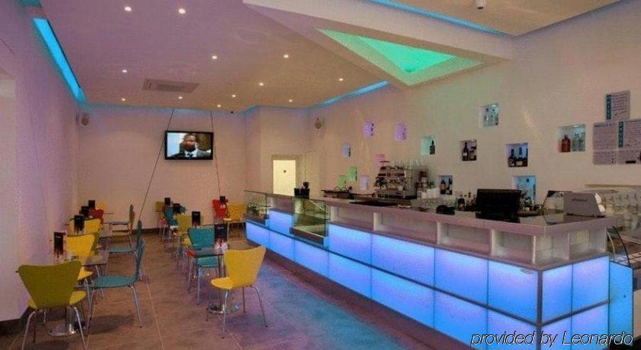 St Georgio Hostel Ilford Nhà hàng bức ảnh