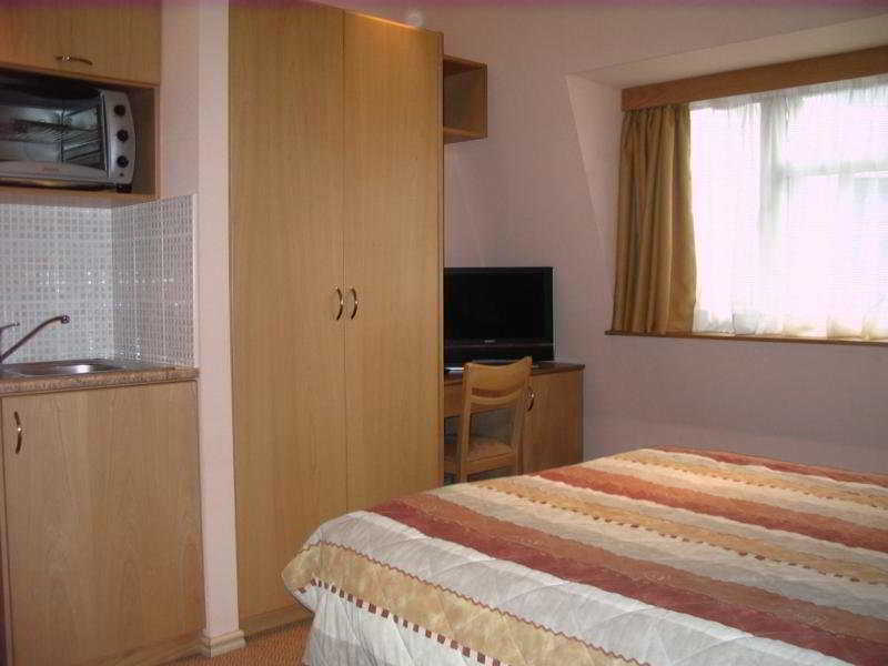 St Georgio Hostel Ilford Ngoại thất bức ảnh