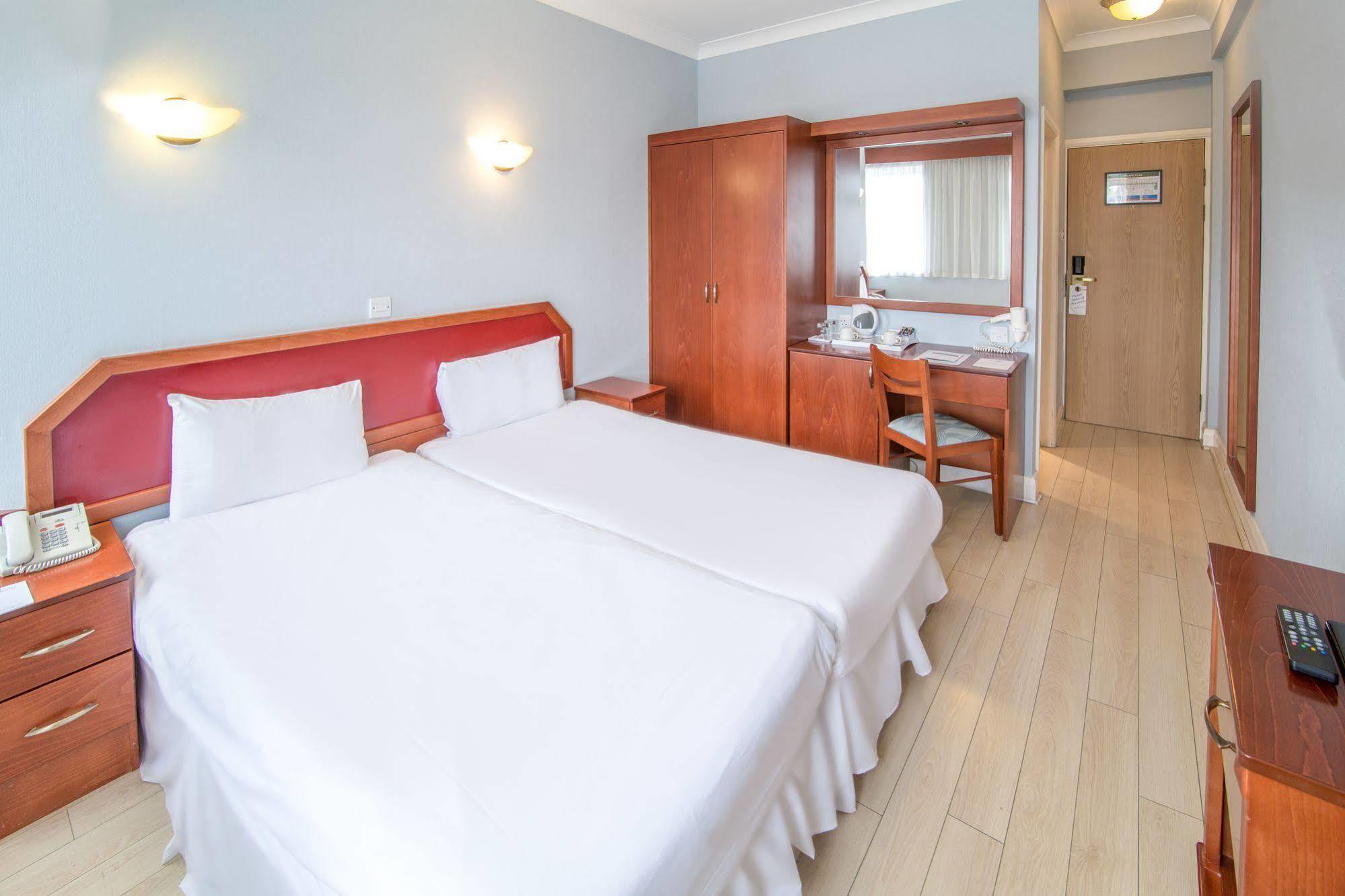 St Georgio Hostel Ilford Ngoại thất bức ảnh