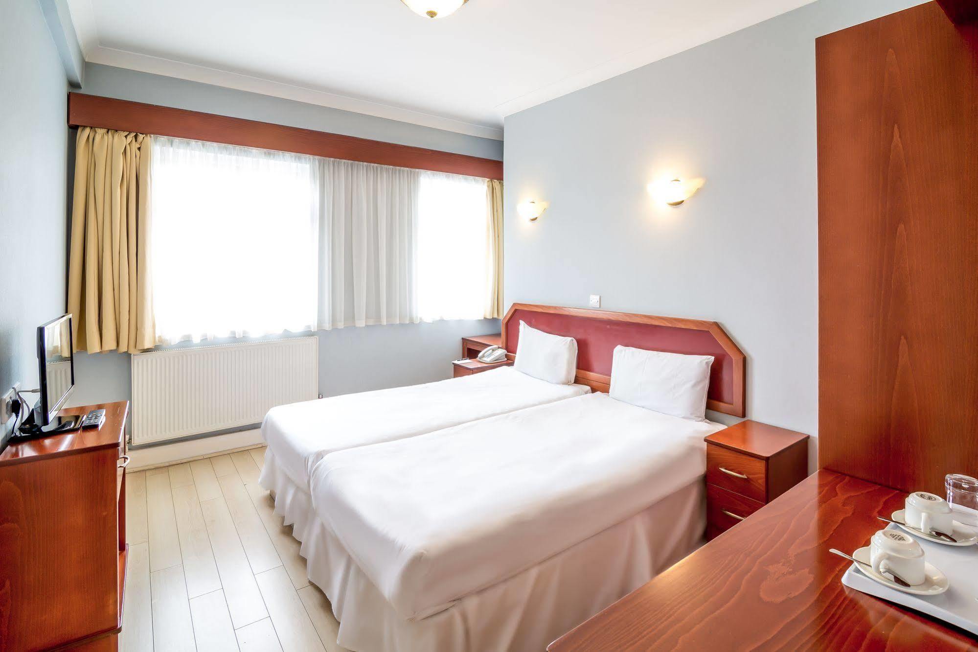 St Georgio Hostel Ilford Ngoại thất bức ảnh